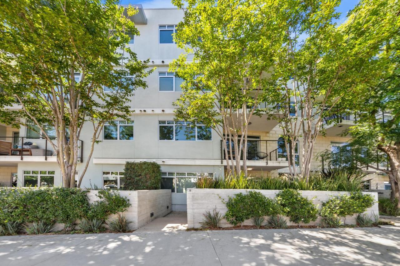 Fairfax District Chic City Oasis 2 Bedroom Apt With Den 136 Los Ángeles Exterior foto